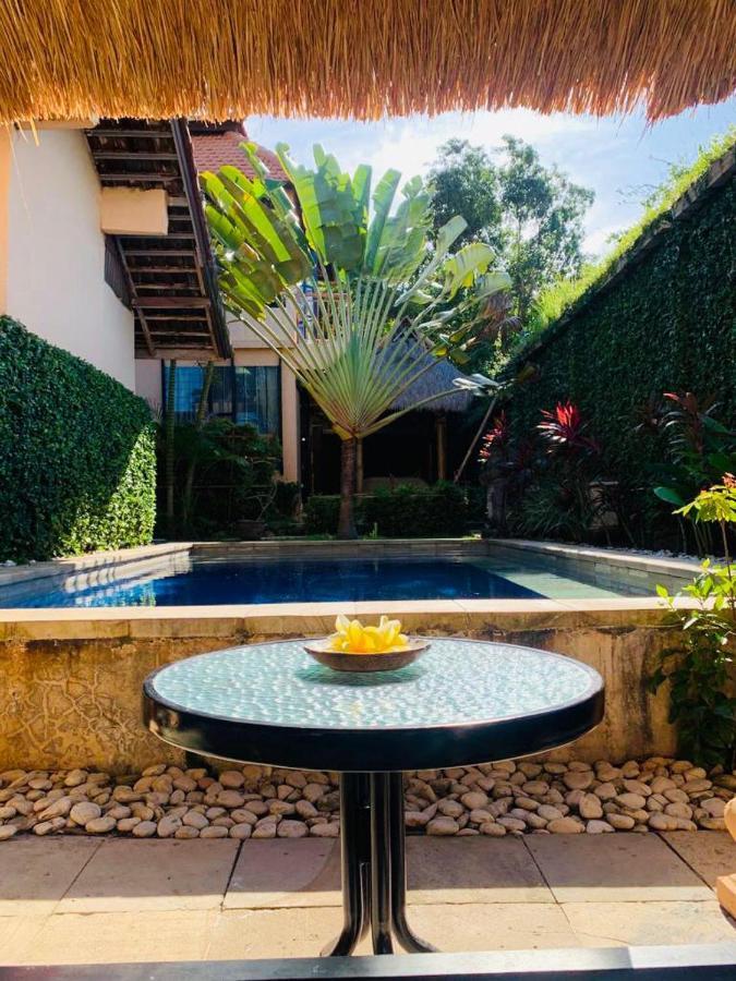 Giri'S Villa Jimbaran Ungasan Εξωτερικό φωτογραφία